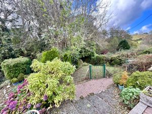 Photo 46- click for photo gallery